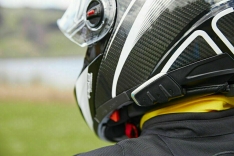 Cardo Packtalk slim with JBL Motorcycle Bluetooth Helmet Intercom
